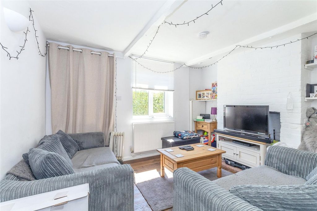 Property photo 2 of 12