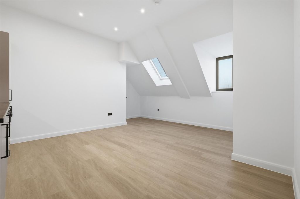 Property photo 2 of 9 006_Img_0315.Jpg