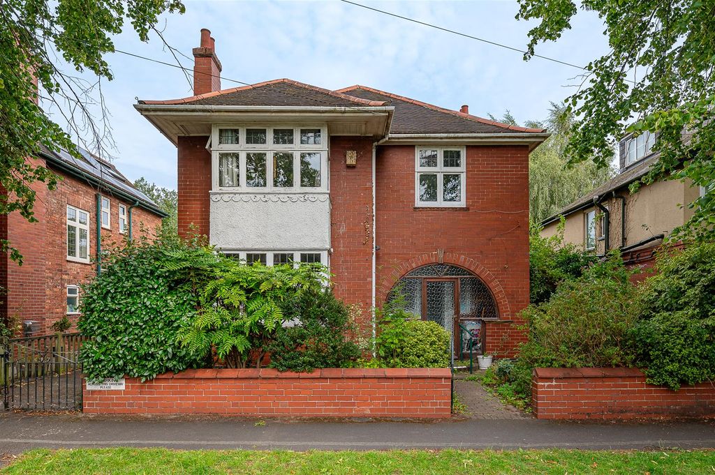 Property photo 1 of 15 External