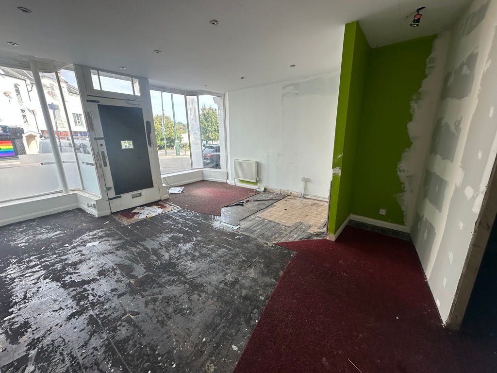 Property photo 3 of 6 Photo 9