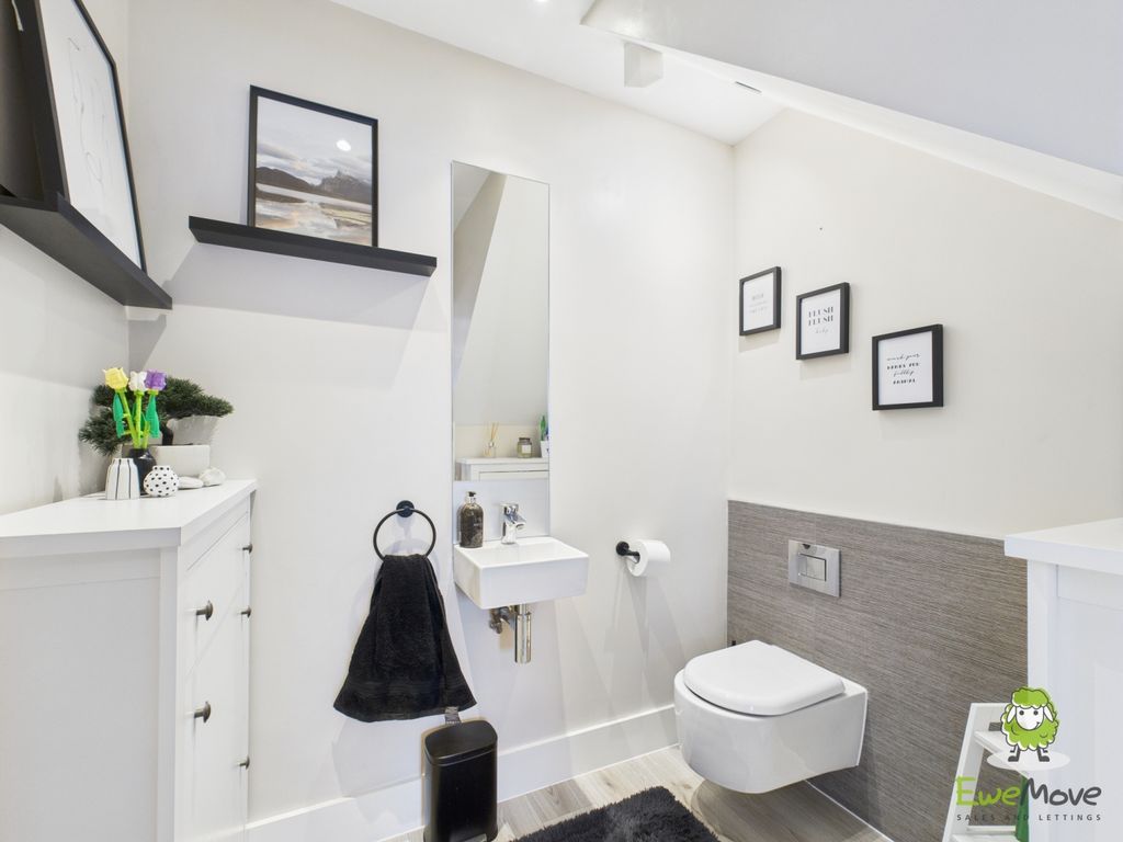 Property photo 3 of 16 3