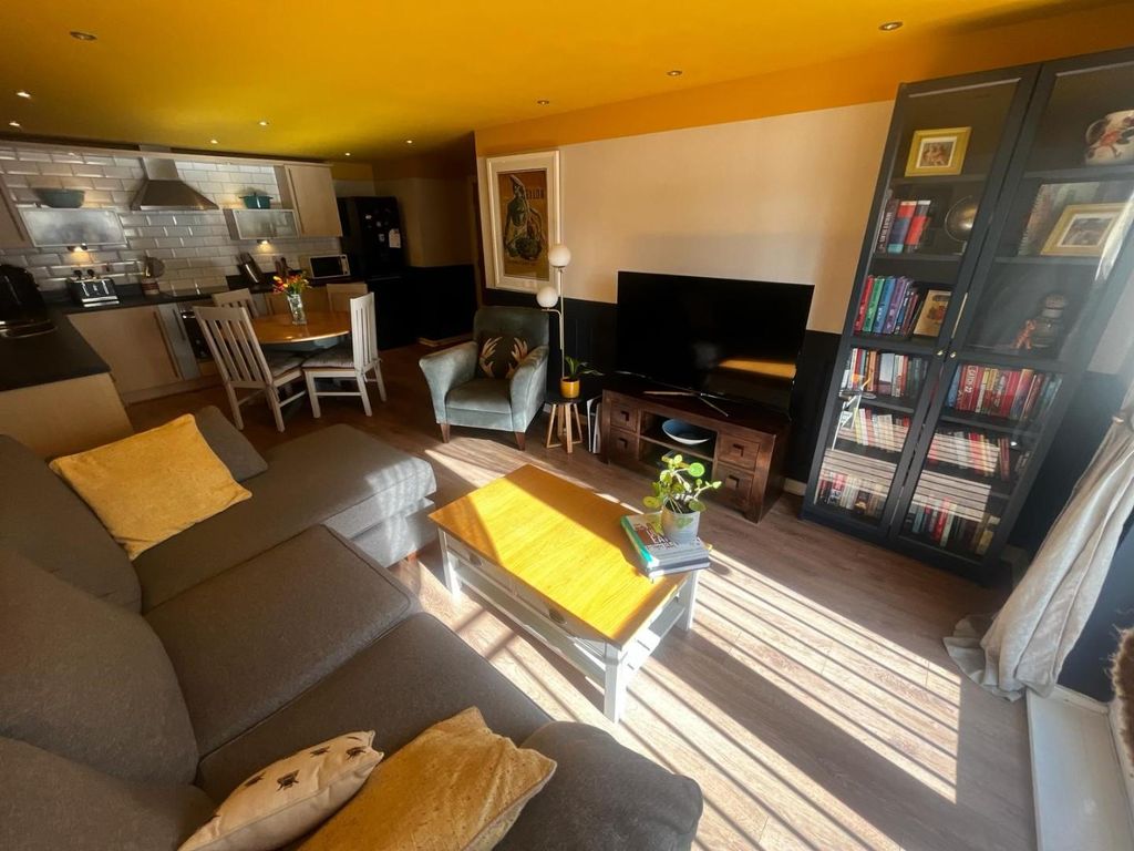 Property photo 3 of 13 Whatsapp Image 2024-03-04 At 13.47.46 (2).Jpeg