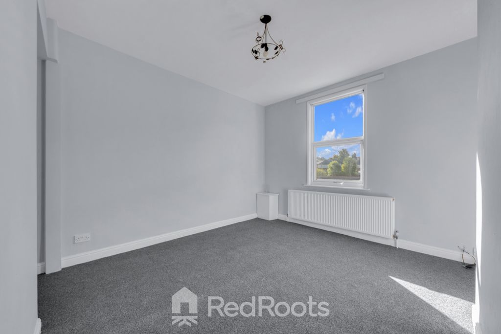 Property photo 2 of 9 4524431