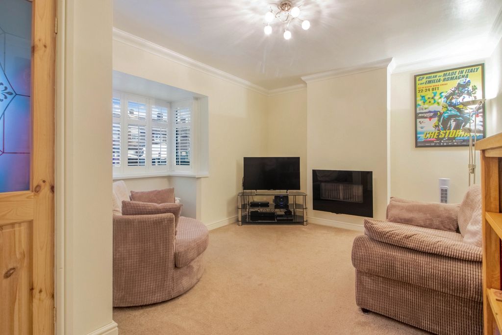 Property photo 2 of 15 Bramble-15