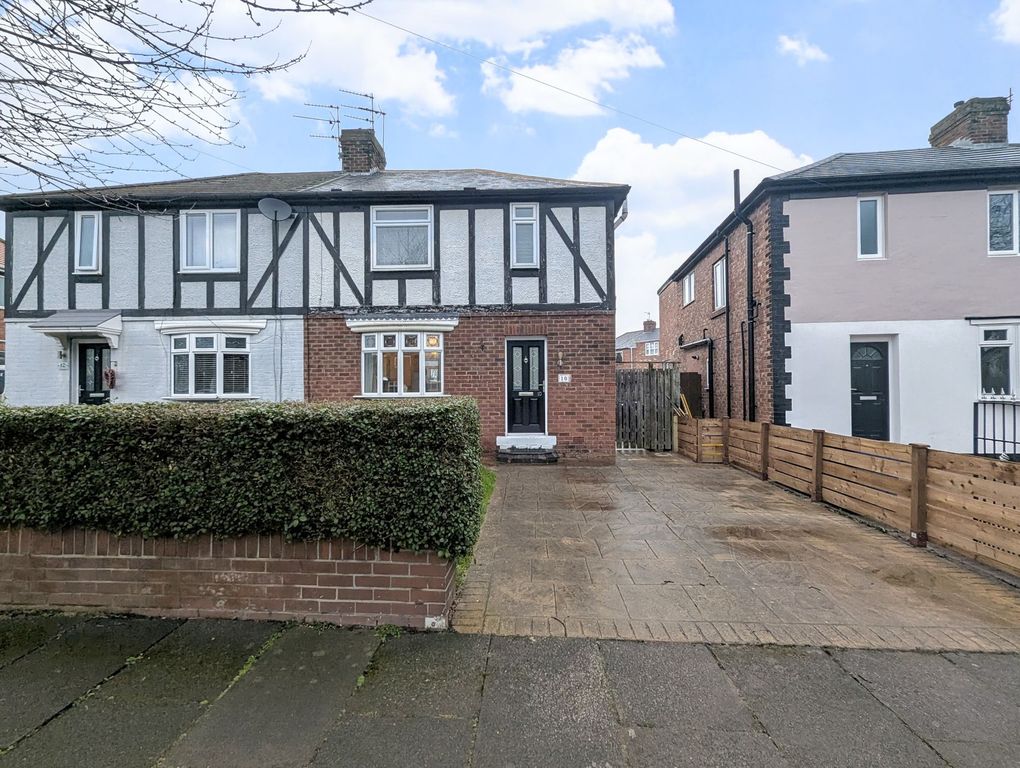 Property photo 1 of 19