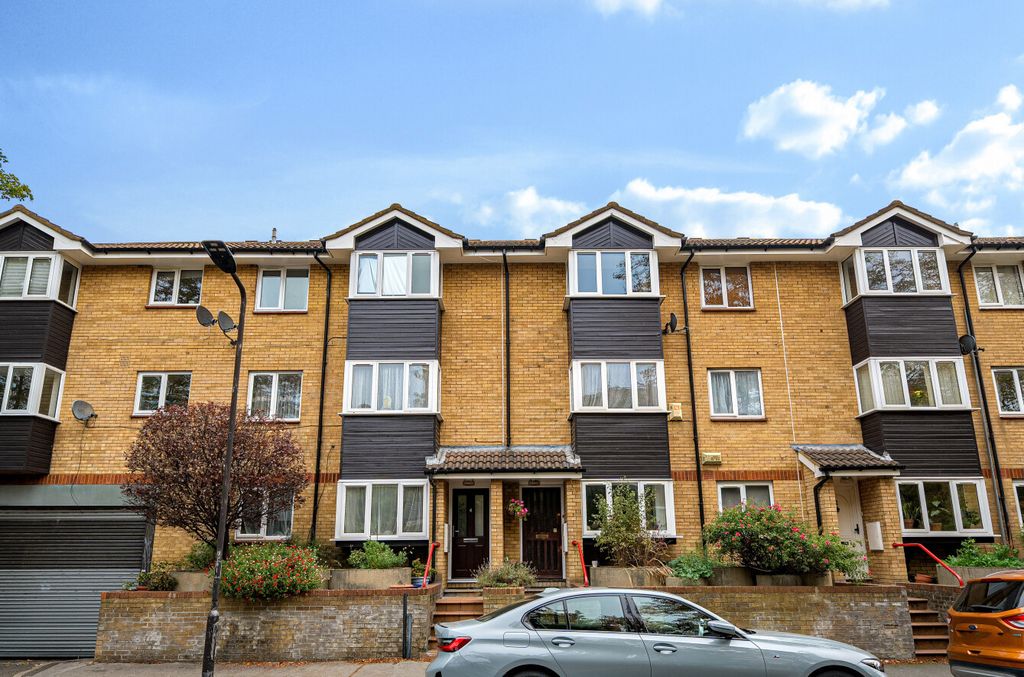 Property photo 1 of 15 Exterior