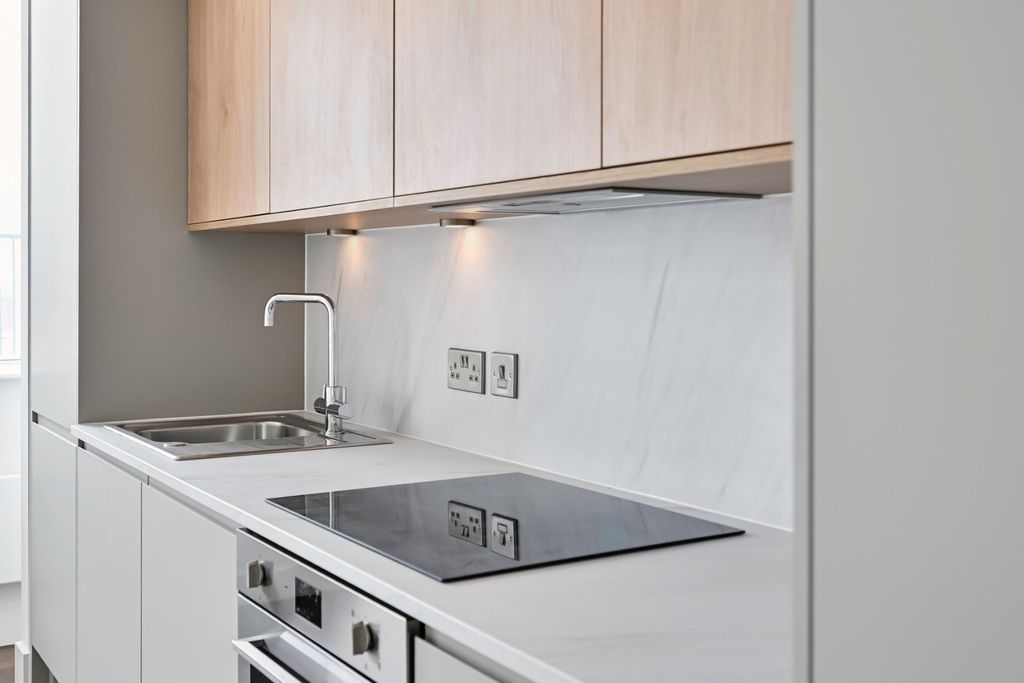 Property photo 3 of 16 Picture No. 12