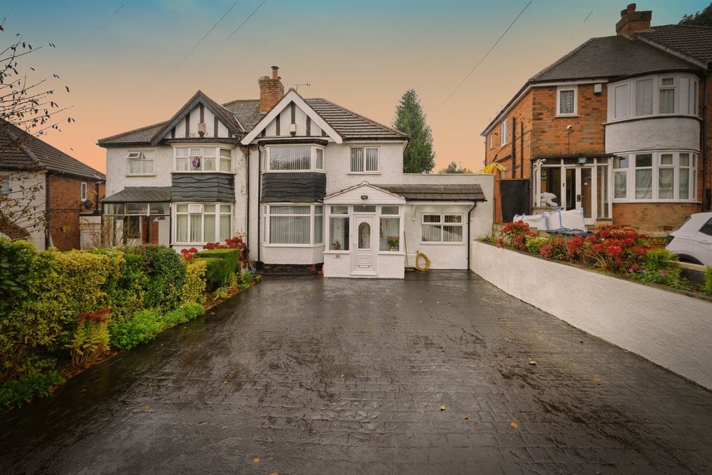 Property photo 1 of 18