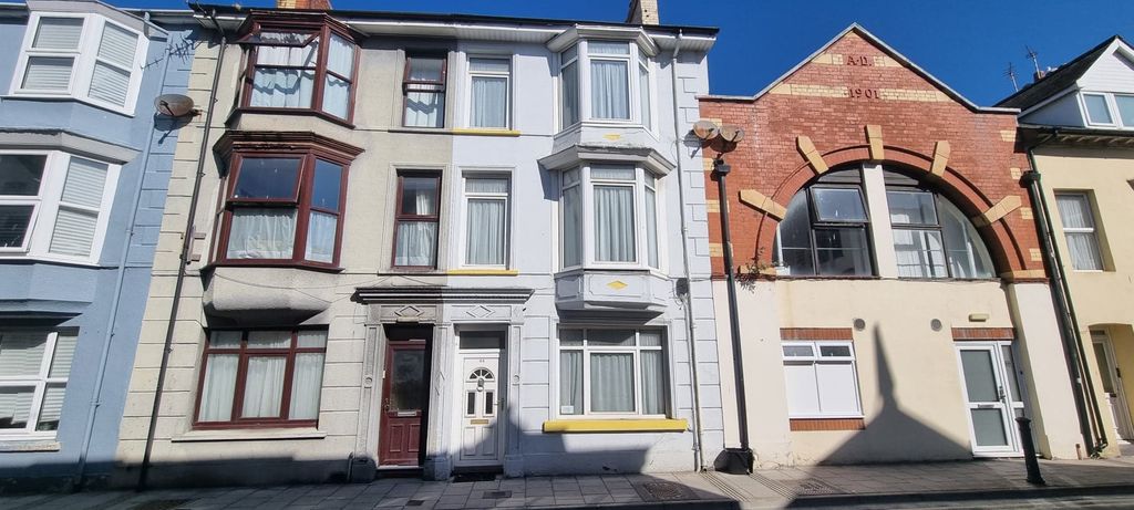 Property photo 1 of 1