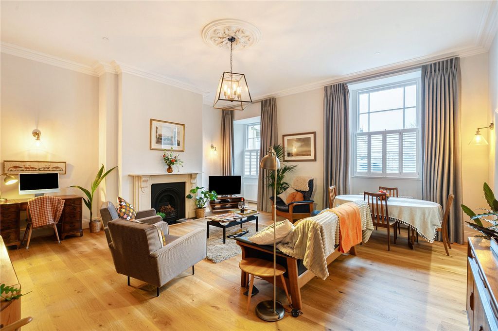 Property photo 3 of 12 Living/Dining Room