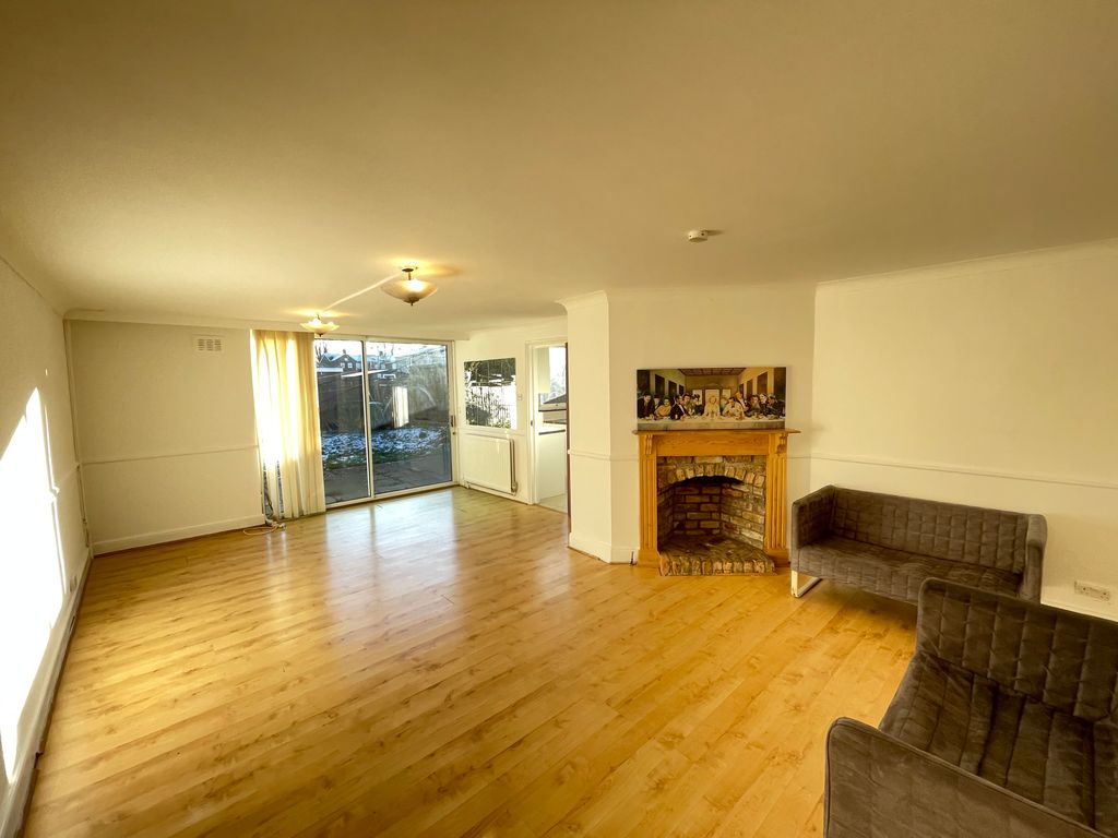 Property photo 2 of 17 Exterior