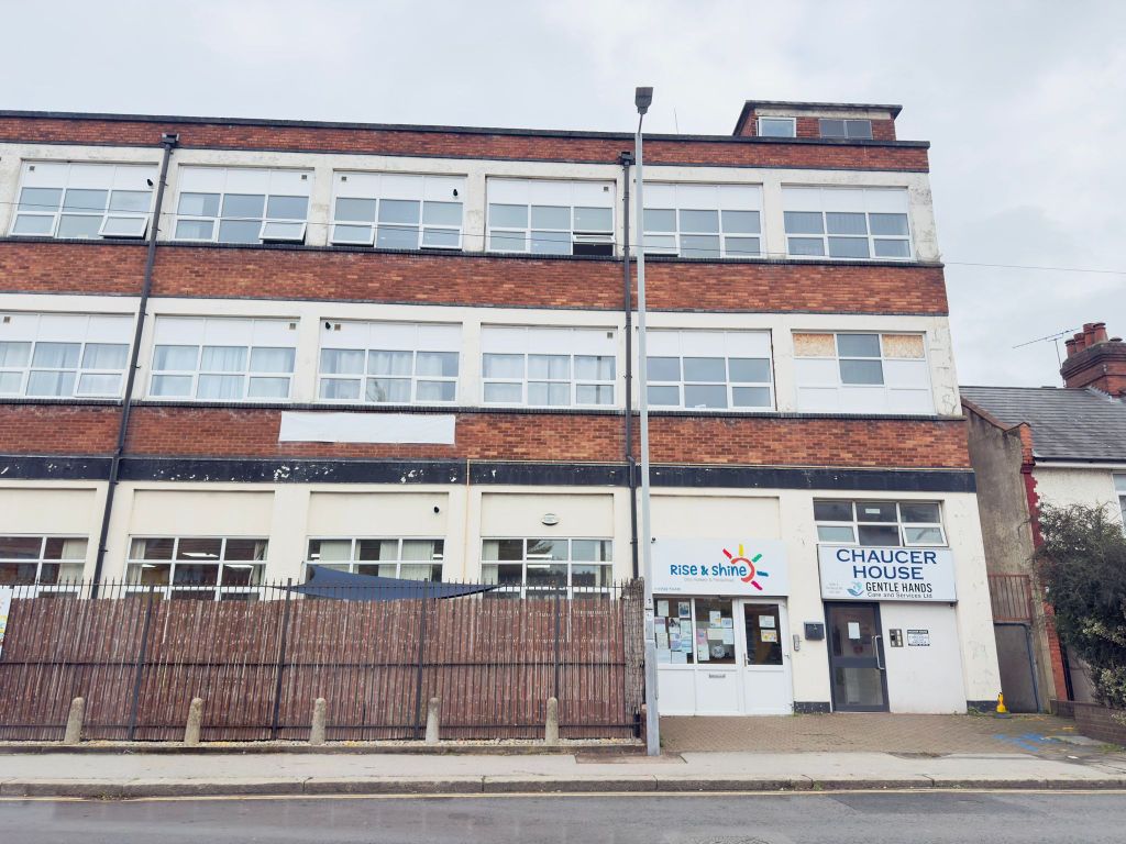 Property photo 1 of 9