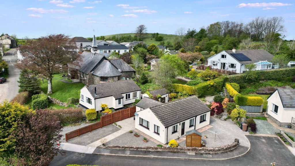 Property photo 1 of 20