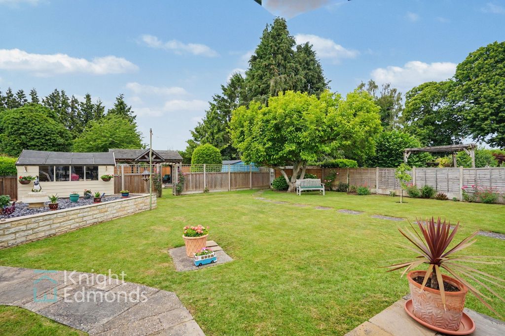 Property photo 3 of 46 Garden
