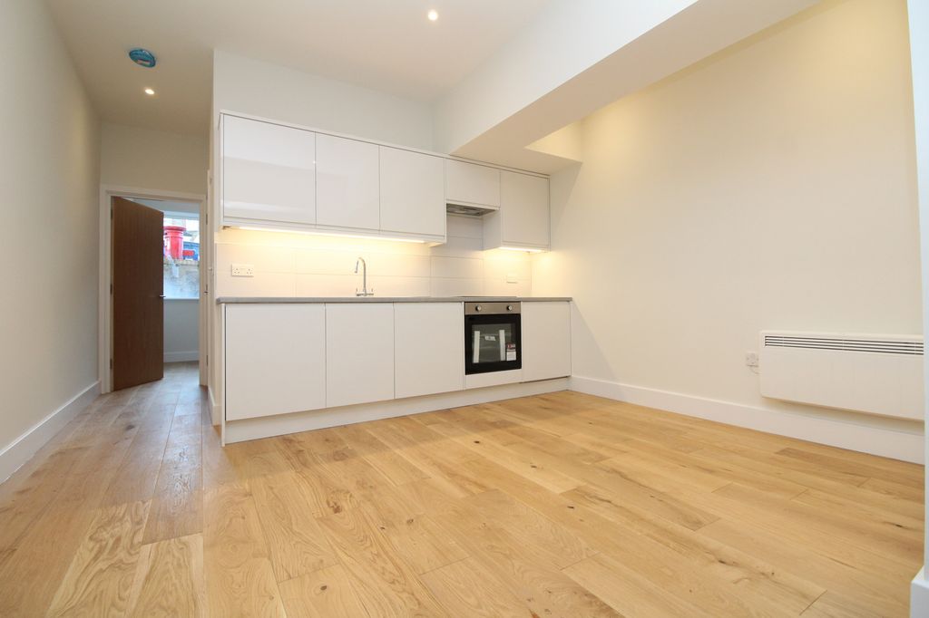 Property photo 2 of 3