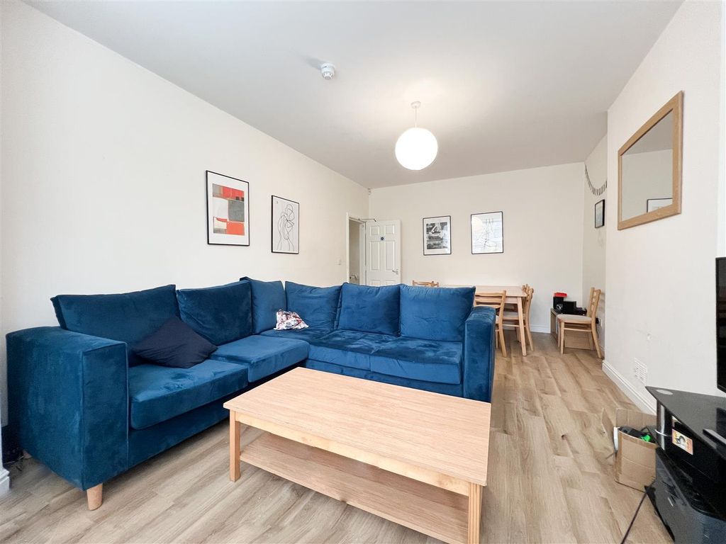 Property photo 3 of 18 Img_1567.Jpg