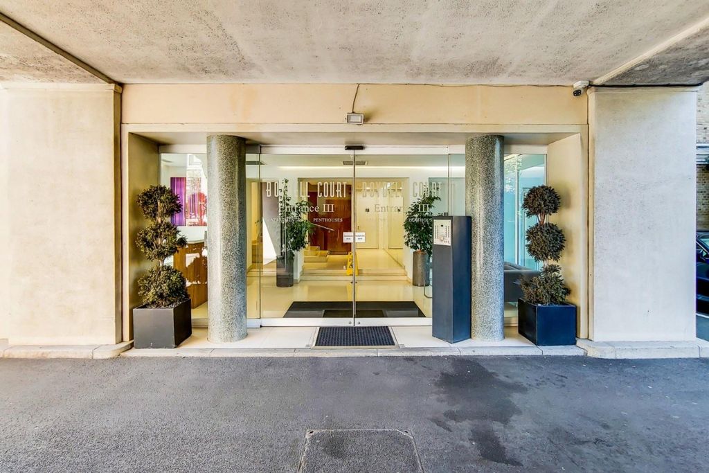 Property photo 2 of 9 Gallery