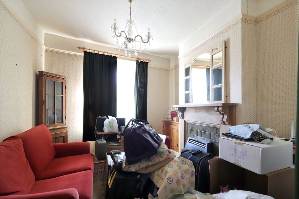 Property photo 3 of 7 Picture No. 01
