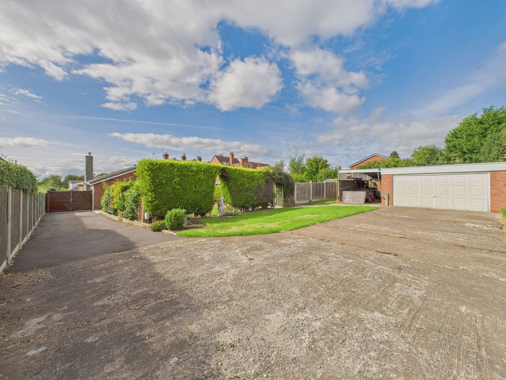 Property photo 3 of 27