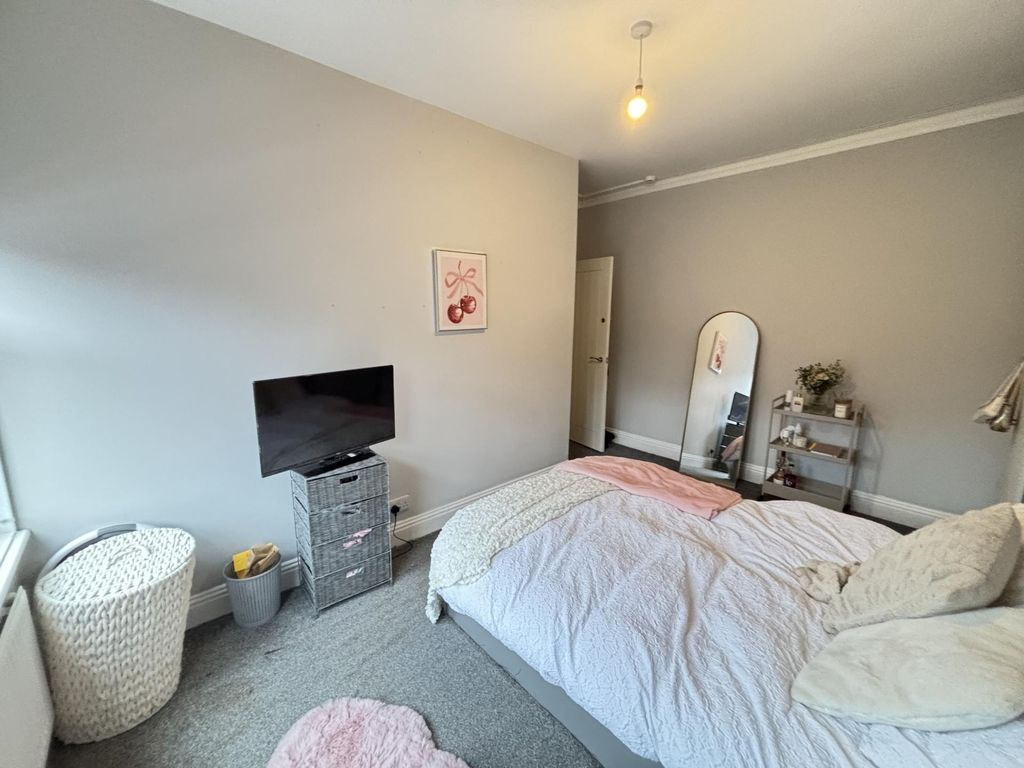 Property photo 1 of 68 Spacious And Inviting Master Bedroom Featuring A l...