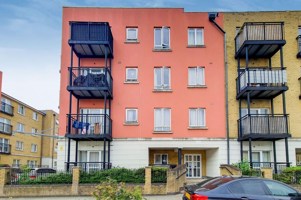 Property photo 2 of 7