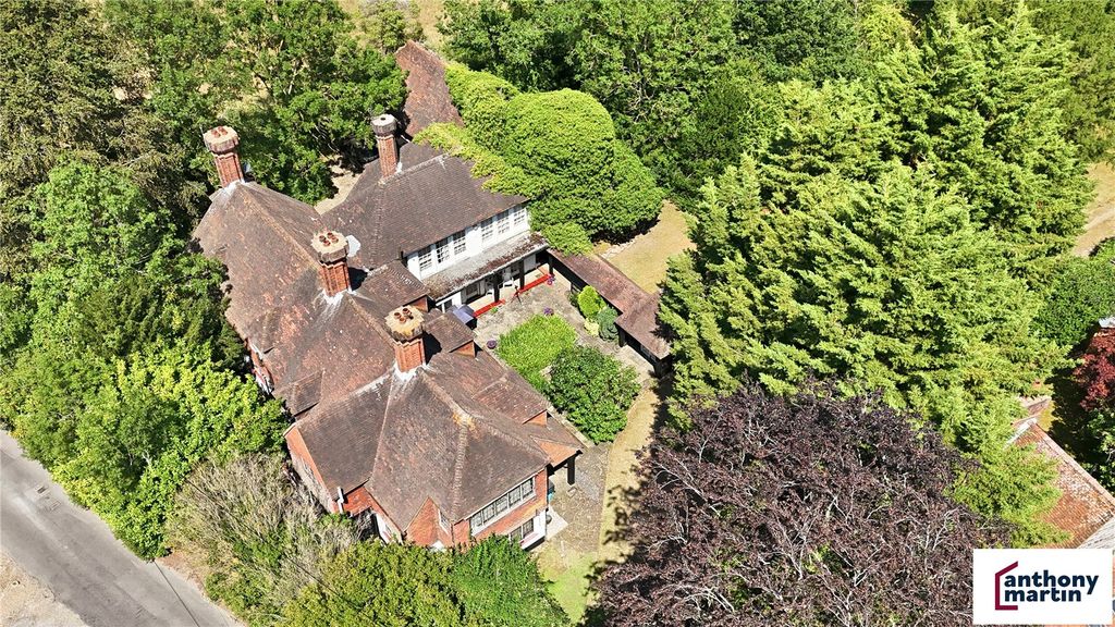 Property photo 2 of 41 Picture No. 04
