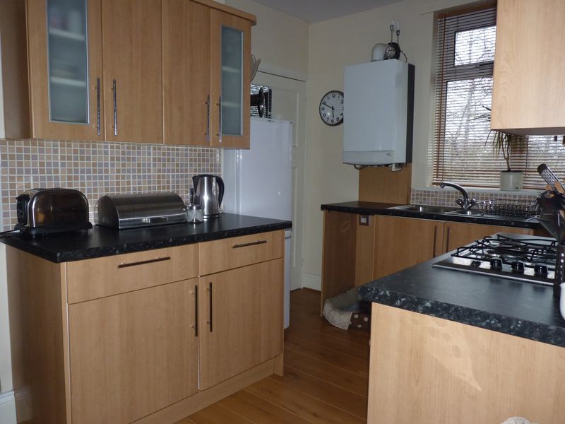 Property photo 3 of 9 Photo 9