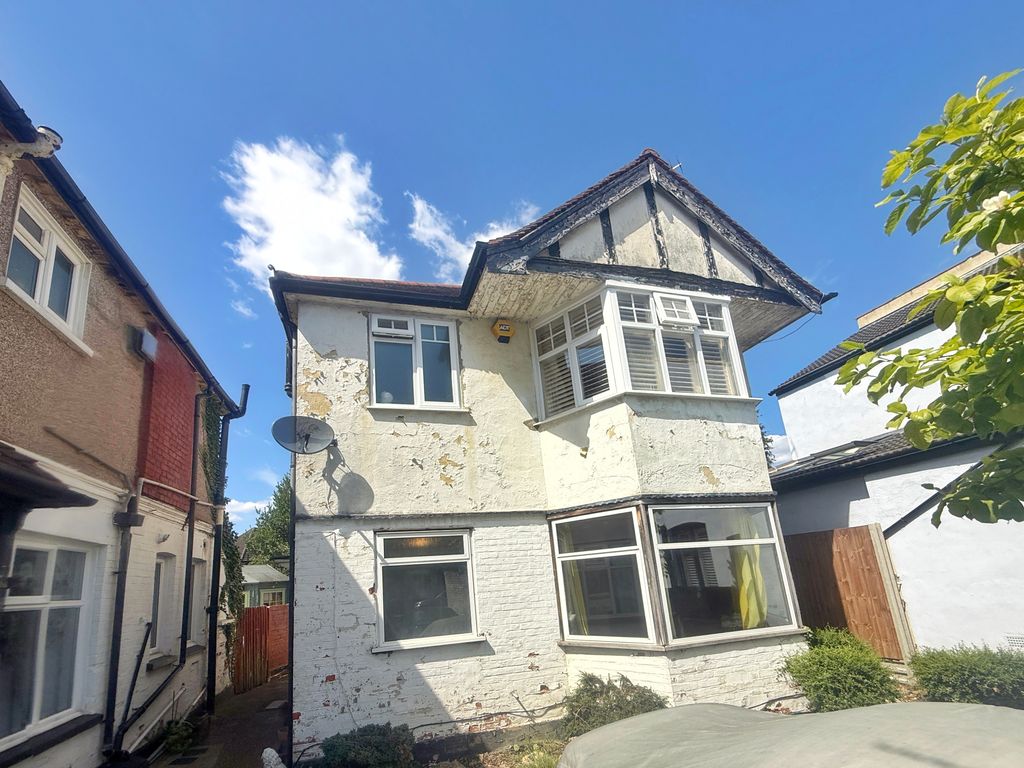 Property photo 1 of 8