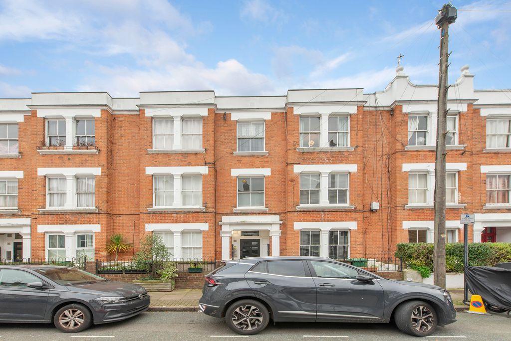 Property photo 1 of 11