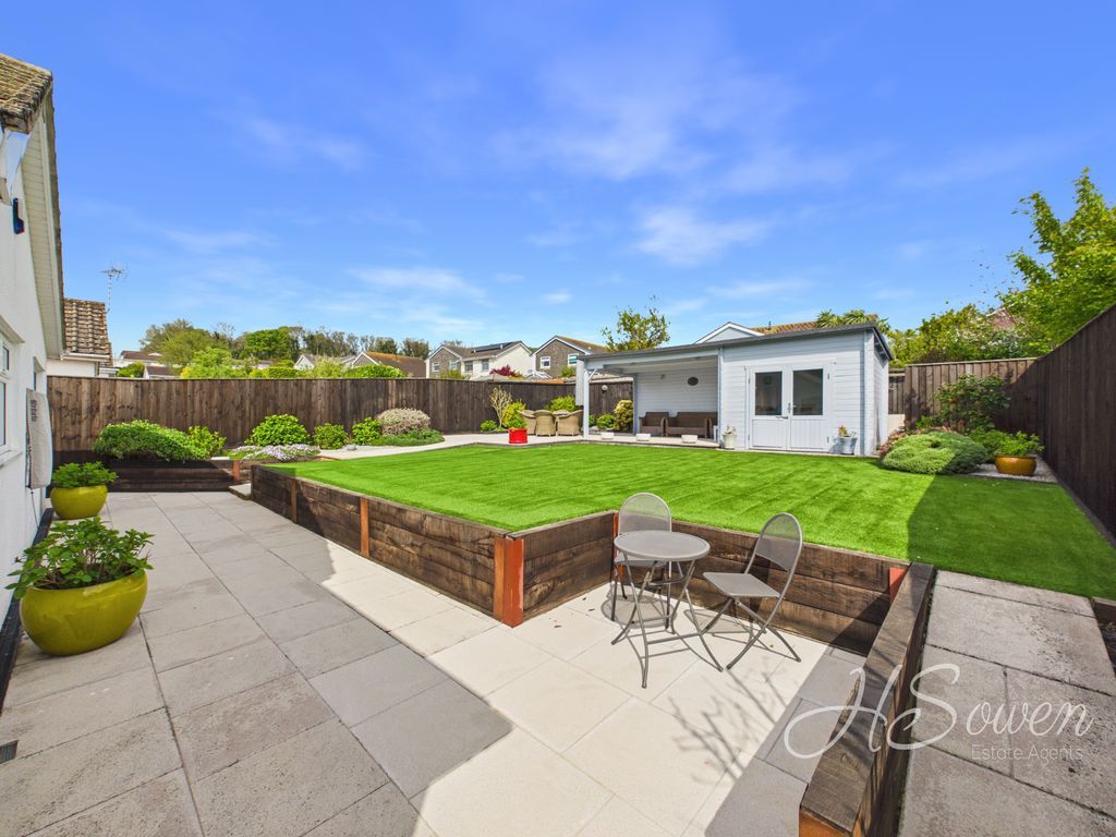 Property photo 2 of 25 Photo 24