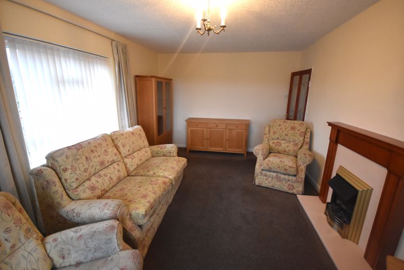 Property photo 3 of 9 Photo 8