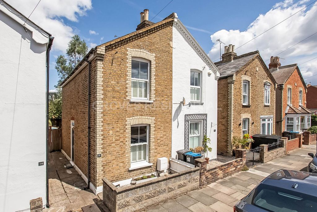 Property photo 1 of 15