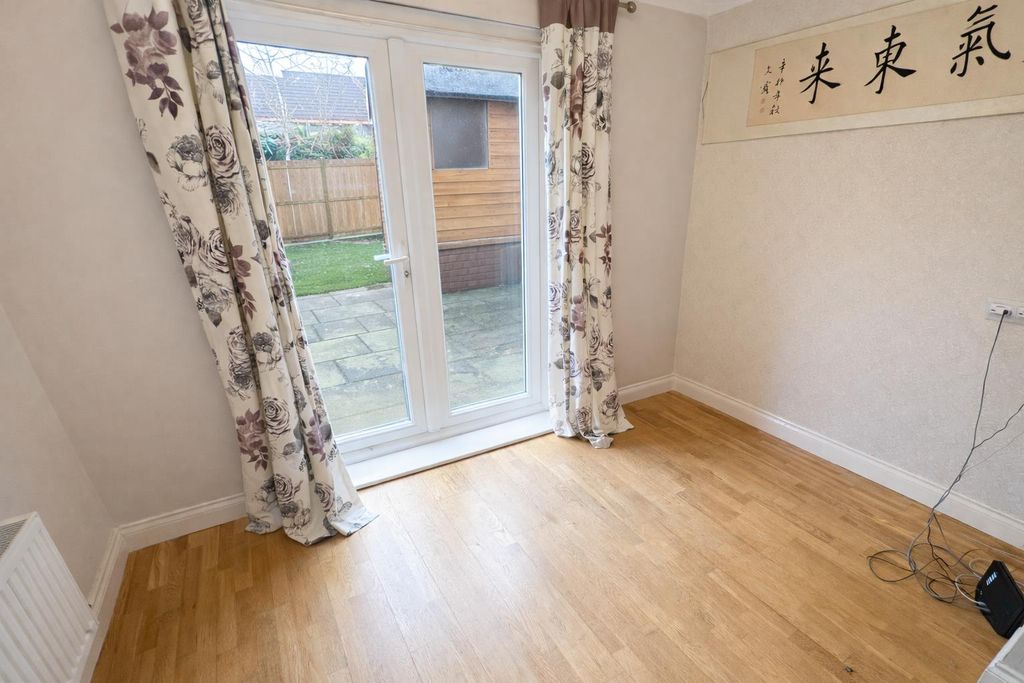 Property photo 3 of 18 0A3Ed8A8-404d-4E88-A4c7-d873802c9cc3.Png