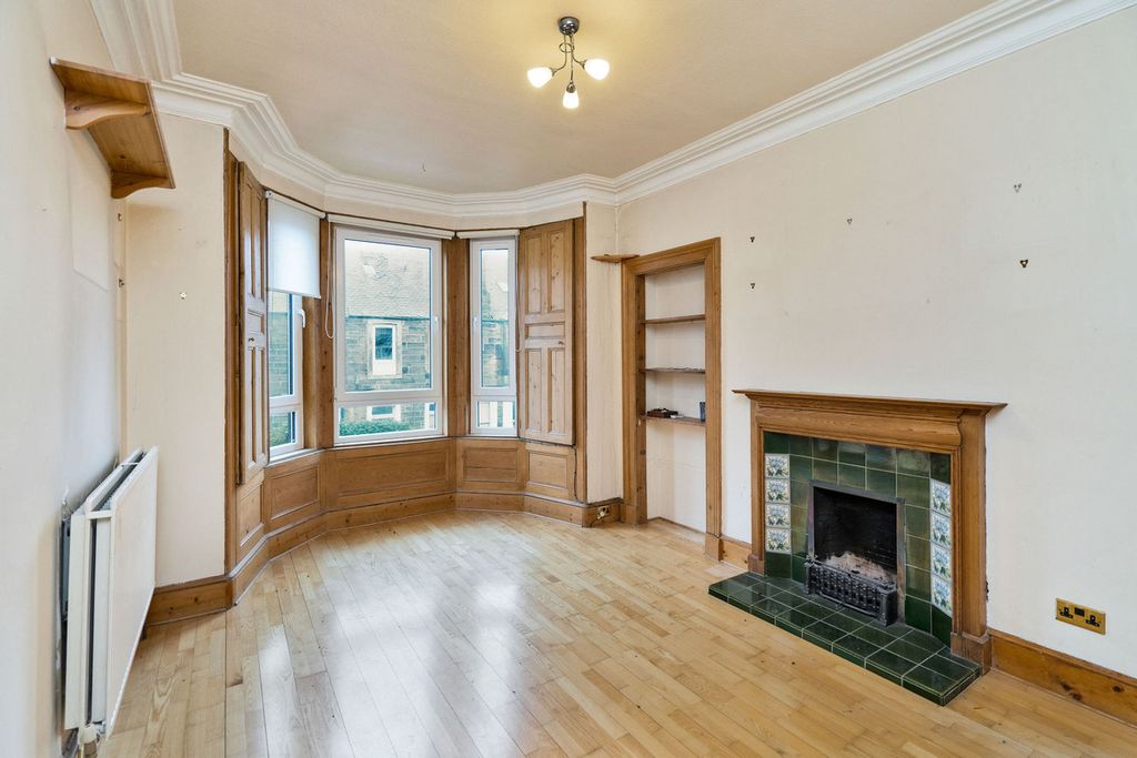 Property photo 2 of 48