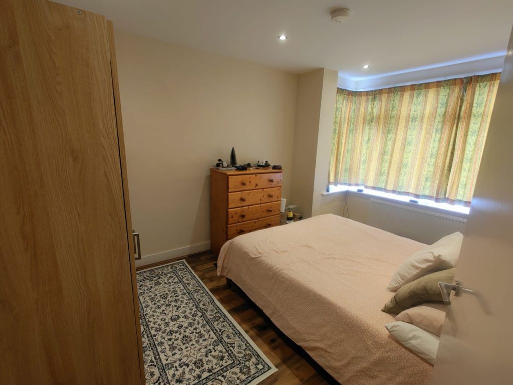 Property photo 2 of 9 Second Bedroom