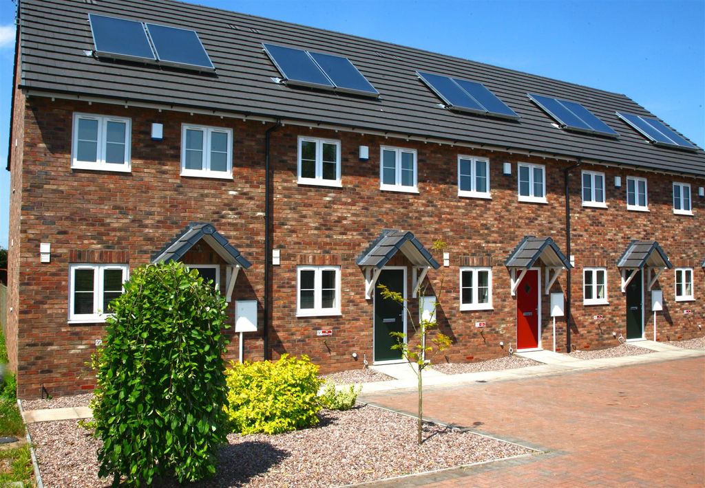 Property photo 1 of 10 Front Of Property 1.Jpg