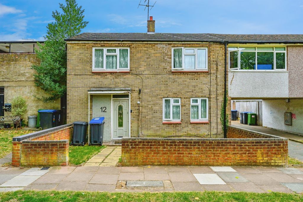 Property photo 1 of 18