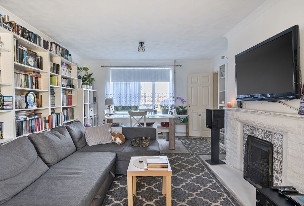 Property photo 3 of 18 1362529-7-68E3d7A...