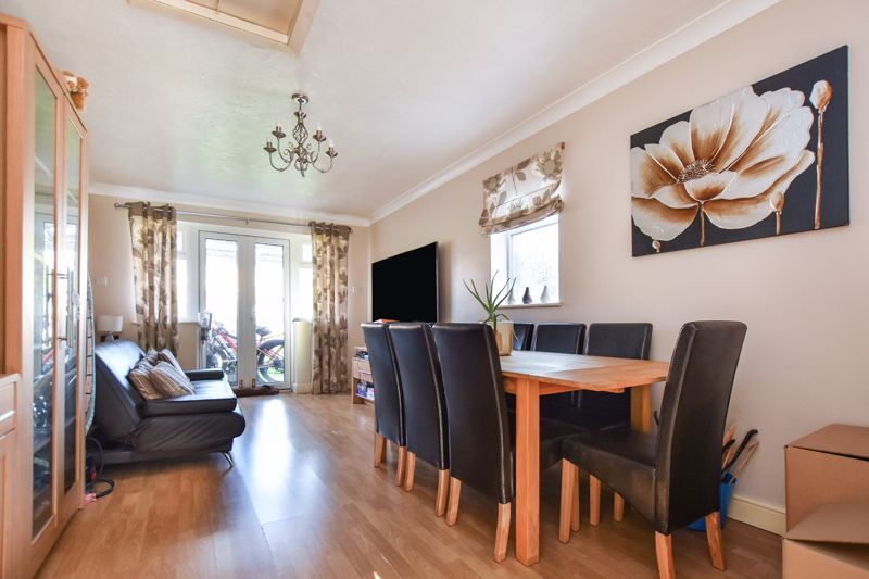 Property photo 3 of 18 Photo 3