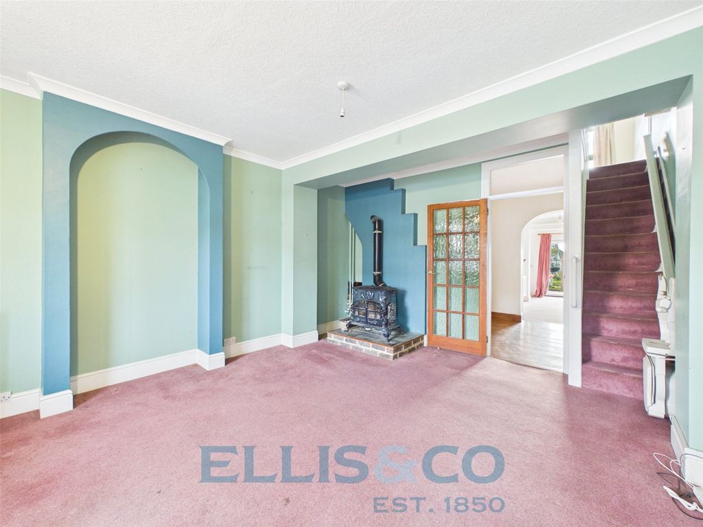 Property photo 2 of 13 Picture No. 02