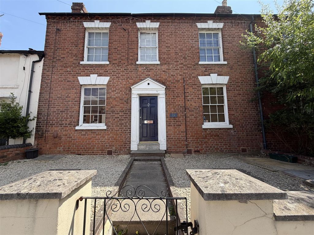 Property photo 1 of 17 Front