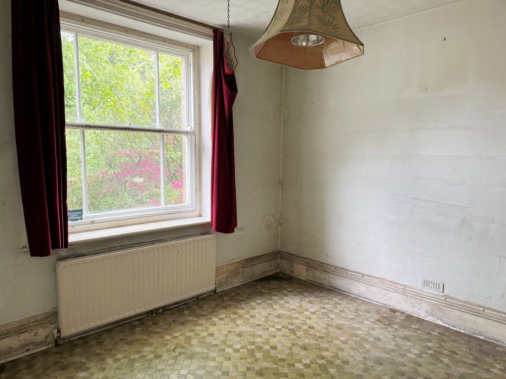 Property photo 3 of 11 Front Ground Floor Bedroom With Window