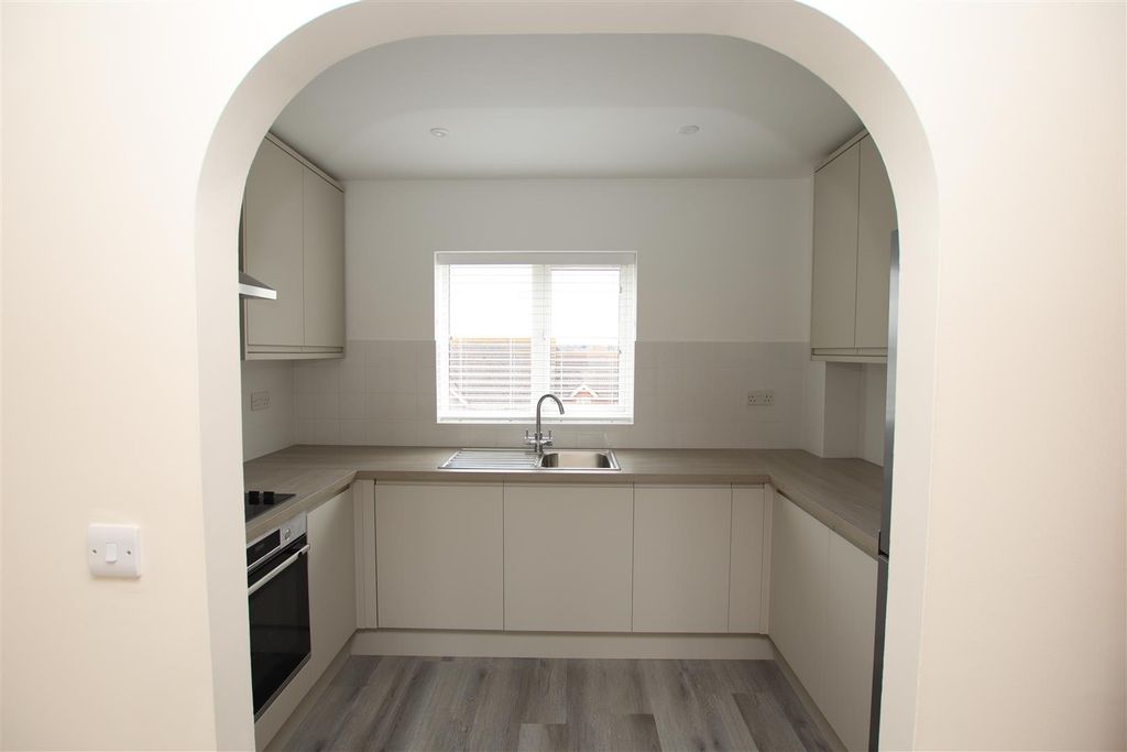 Property photo 2 of 10 Img_2683.Jpg