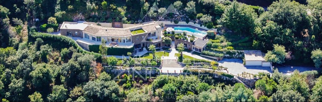 Property photo 1 of 23 Saint-Tropez – Exceptional Villa – Panoramic Sea View