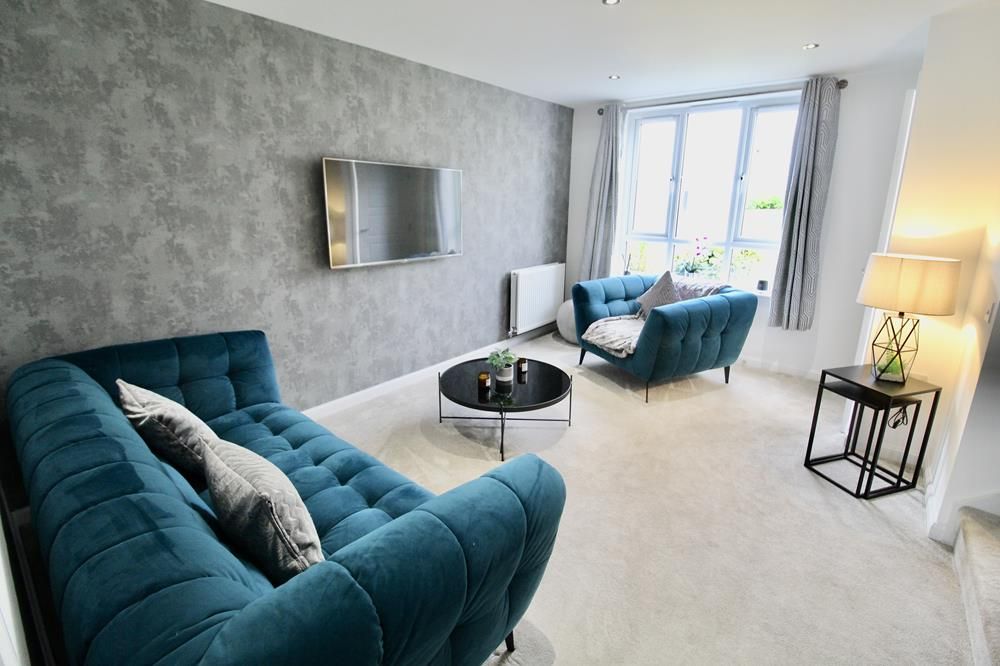 Property photo 2 of 12 Lounge