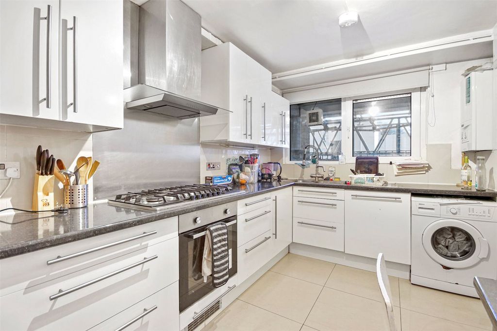 Property photo 1 of 10 Picture No. 22