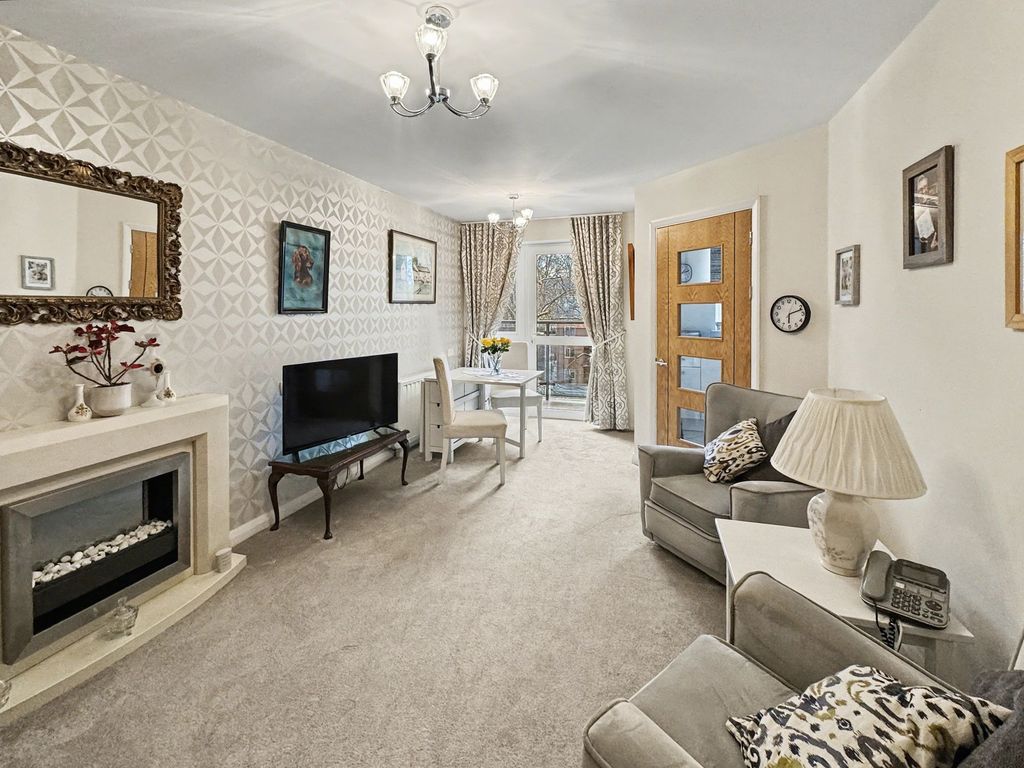 Property photo 3 of 16