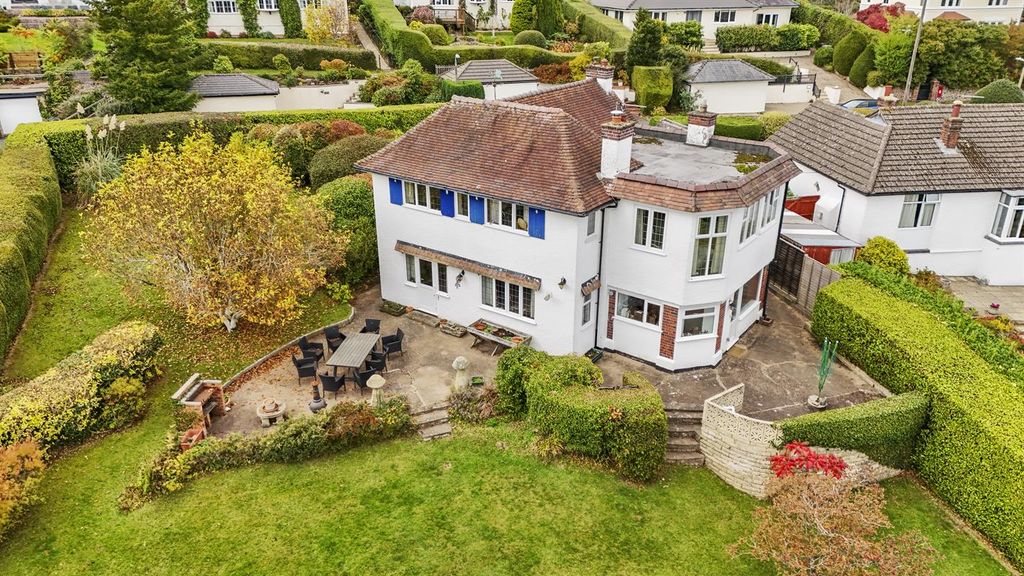 Property photo 1 of 17 Photo 1