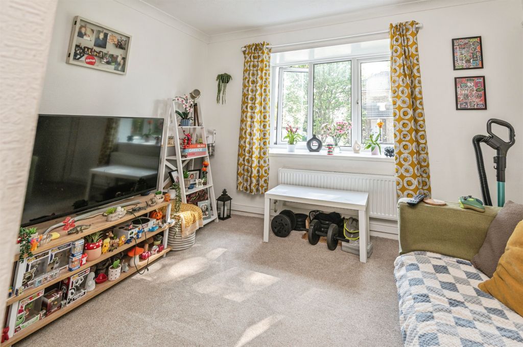 Property photo 3 of 14