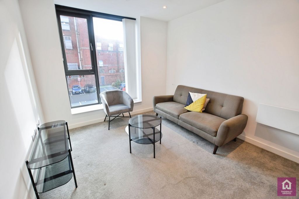 Property photo 1 of 22 Pbox-Img.Jpg